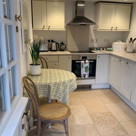 Masons Cottage, An Idyllic Retreat In An Area Of Outstanding Beauty, Close To Blenheim Palace, Oxford & The Cotswolds Stonesfield Экстерьер фото