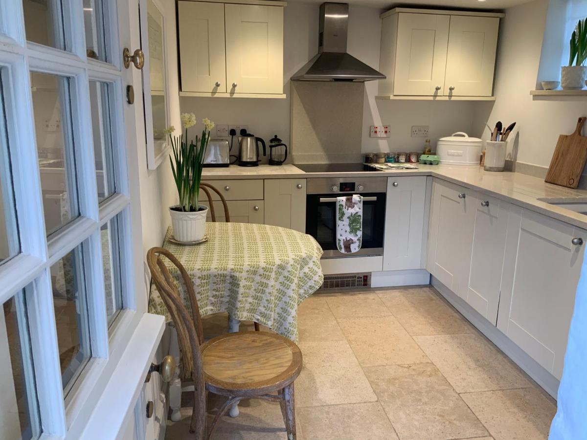 Masons Cottage, An Idyllic Retreat In An Area Of Outstanding Beauty, Close To Blenheim Palace, Oxford & The Cotswolds Stonesfield Экстерьер фото